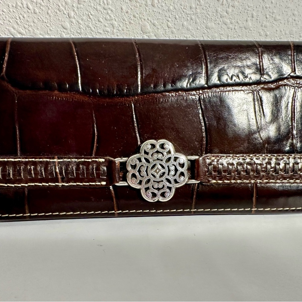 BRIGHTON COLLECTIBLES: Brown Crocodile Leather Checkbook Holder